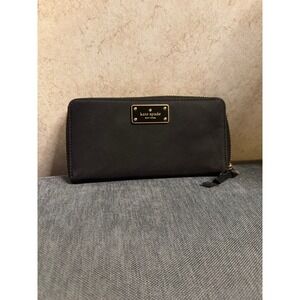 Kate Spade New York Black Nylon Zip Around Continental Wallet Gold Logo Plaque‎